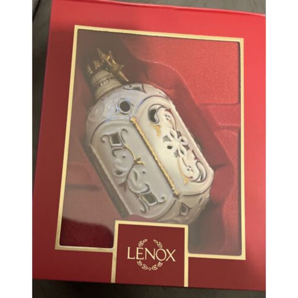 Lenox 2023 Annual Ornament Ivory Porcelain Gold Accents & Cutouts #894436 NEW - Picture 2 of 5